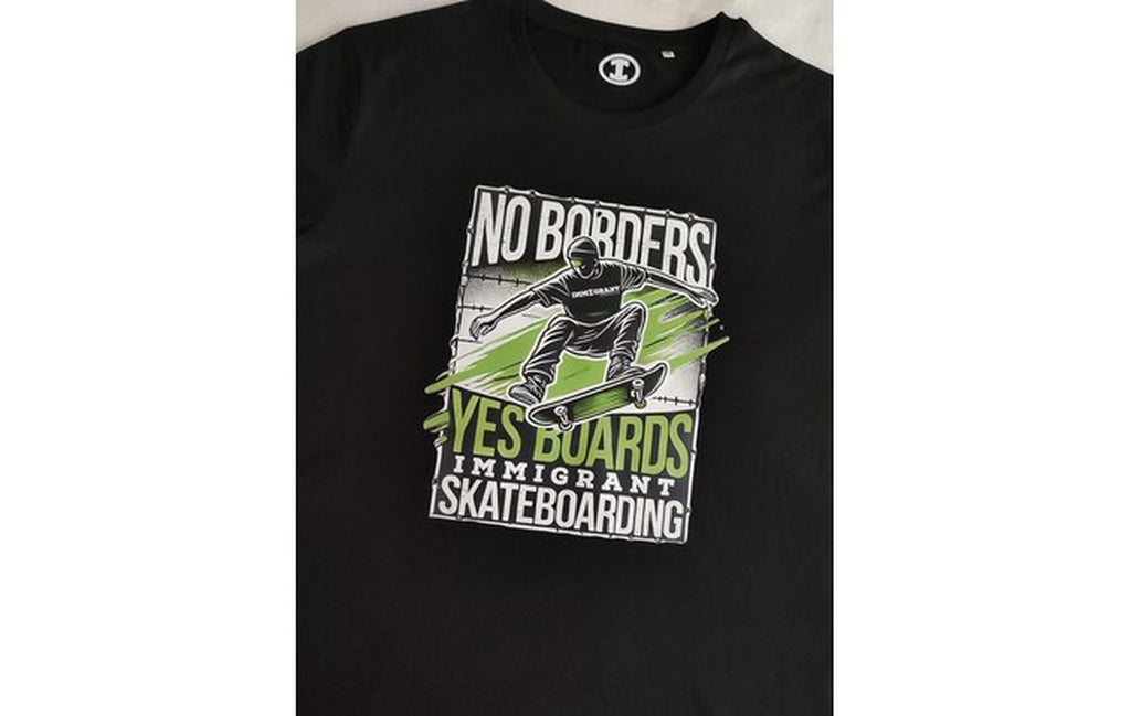 Immigrant Skateboarding No Borders T-Shirt - M
