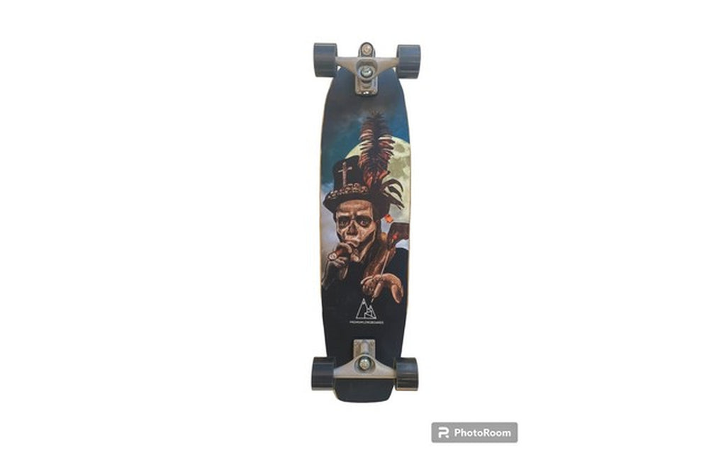 Premium Surfskate - The Puppet and the Priest 38" auf Carver C7