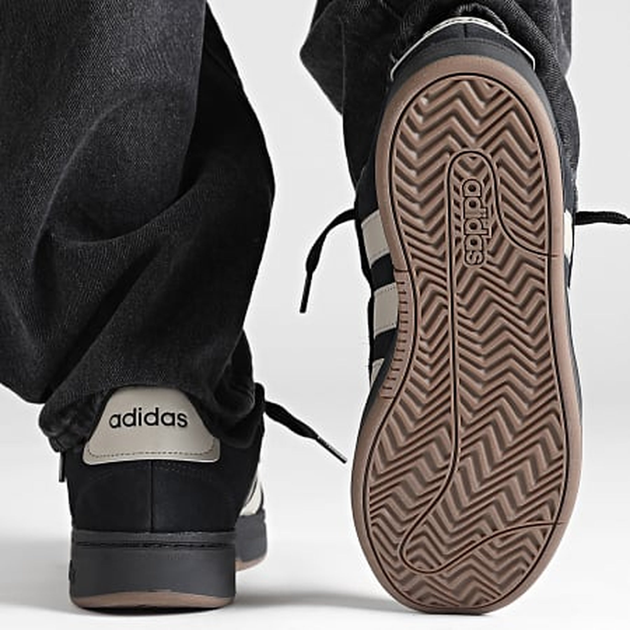Adidas Grand Court Alpha 00s (JS3807) – Größe 43 1/2
